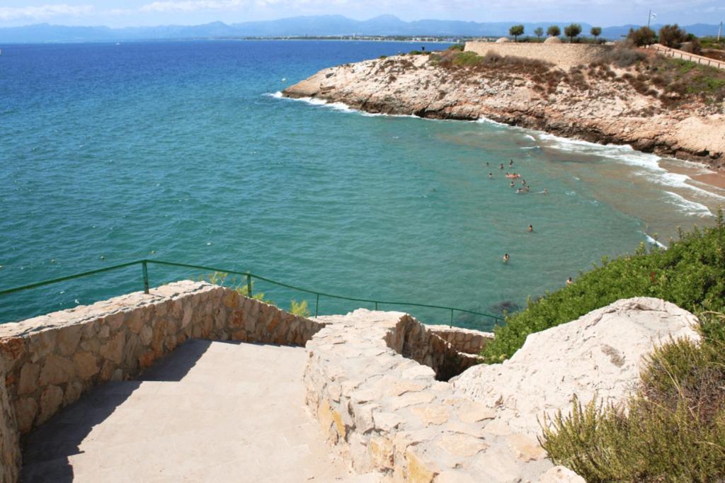 Апартаменты Cala Dorada Салоу Экстерьер фото